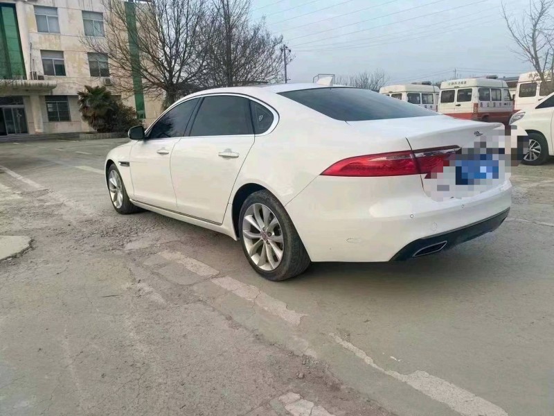 濟寧19年捷豹XJ5