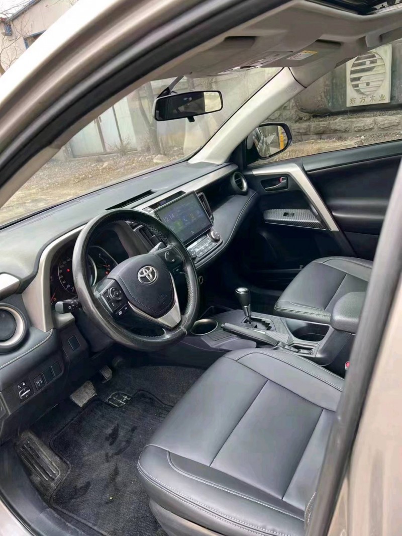 沈陽16年豐田RAV45