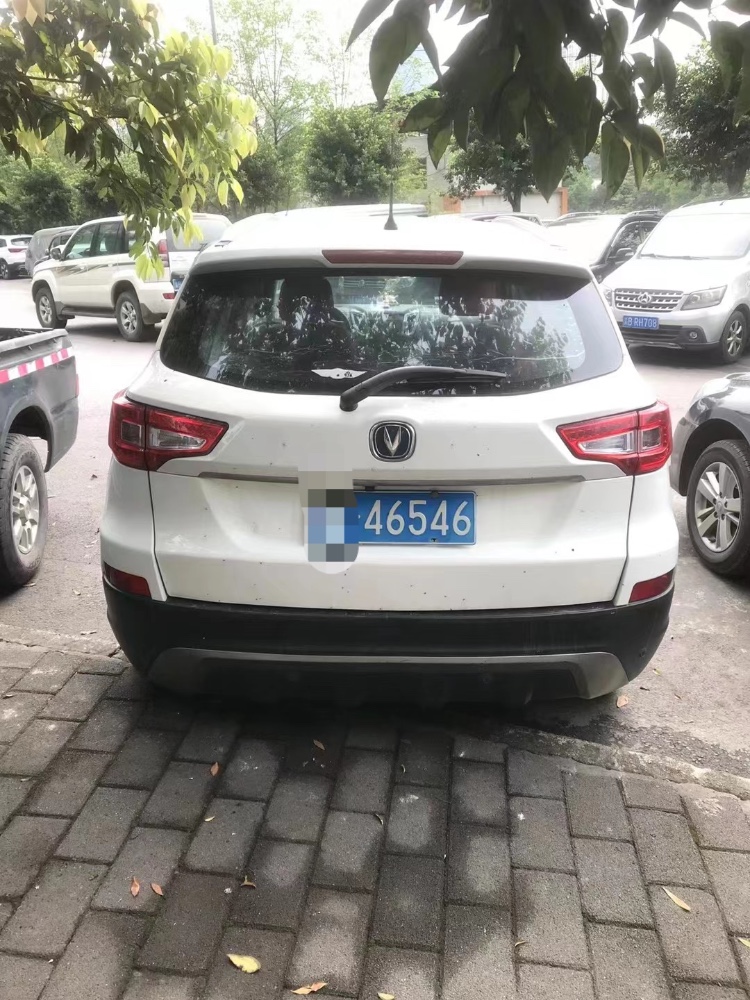 重慶16年長安汽車CS752