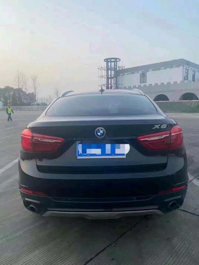 濟寧16年寶馬X64