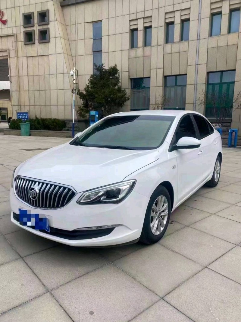 北京18年别克英朗3