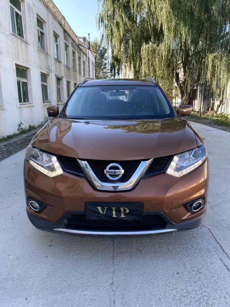沈陽14年日產奇駿1
