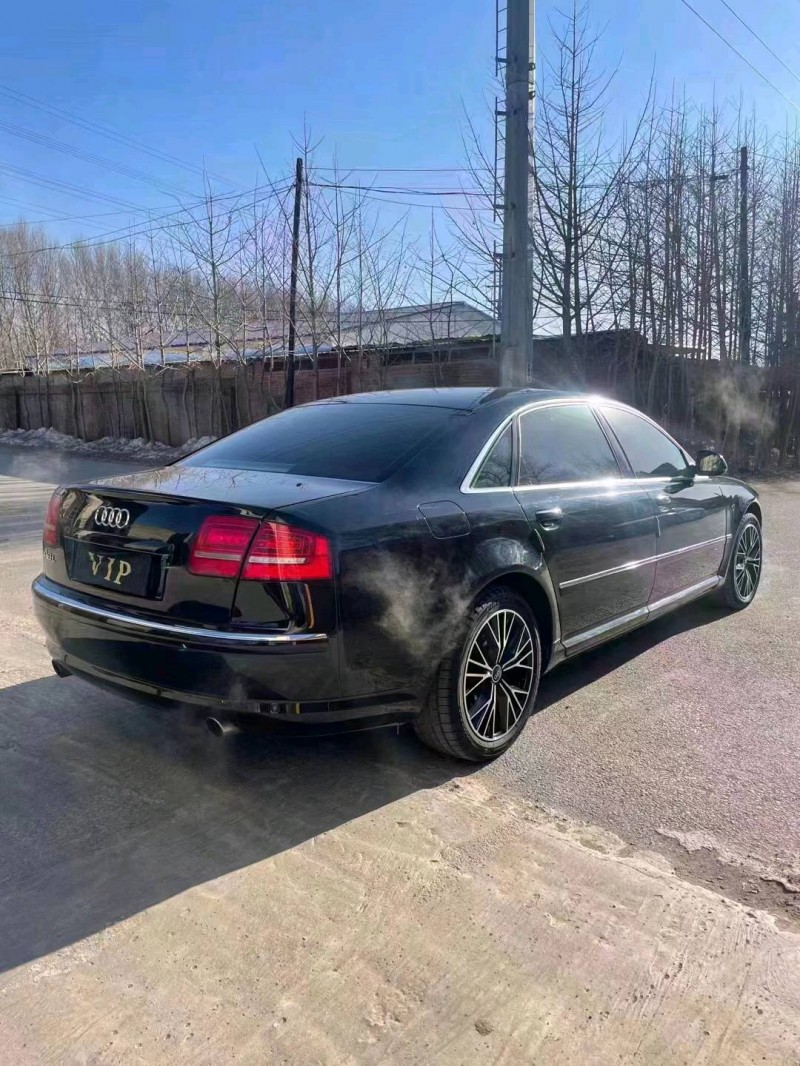 沈陽10年奧迪A8L6