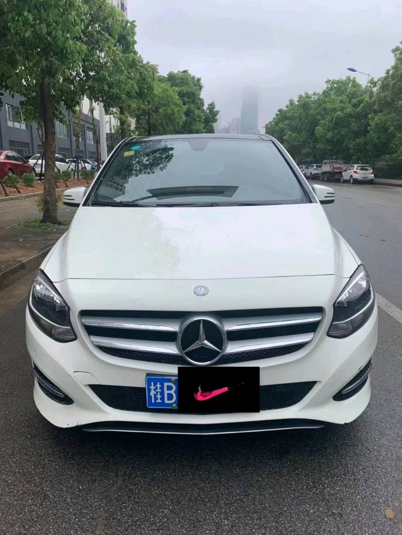 桂林15年奔馳B1