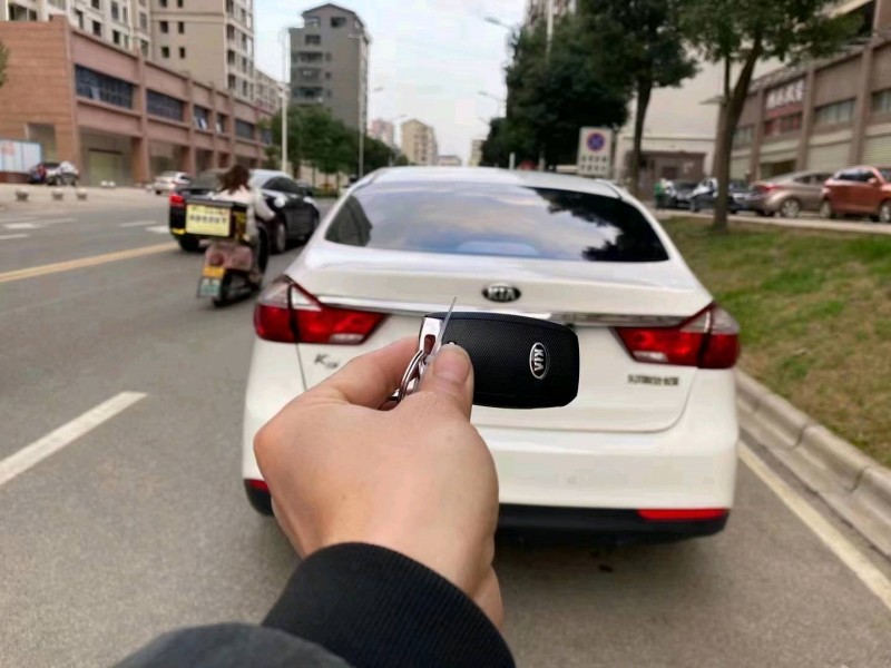 邵陽19年起亞K32