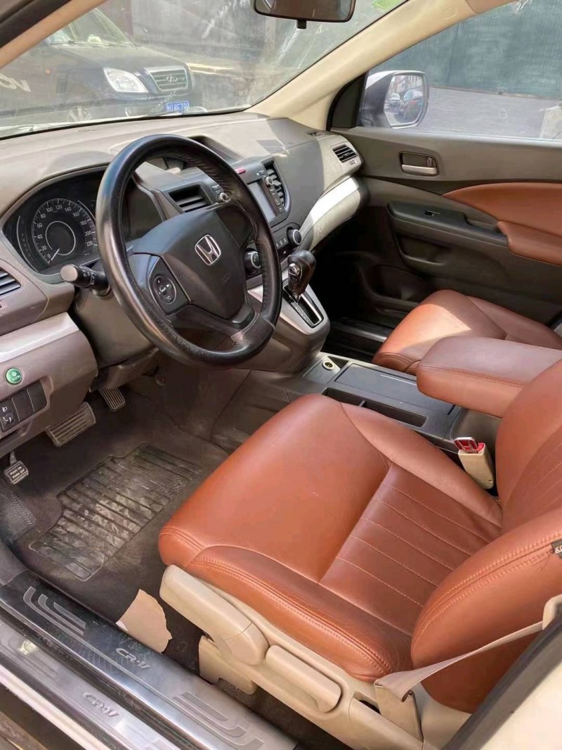 青島13年本田CR-V3