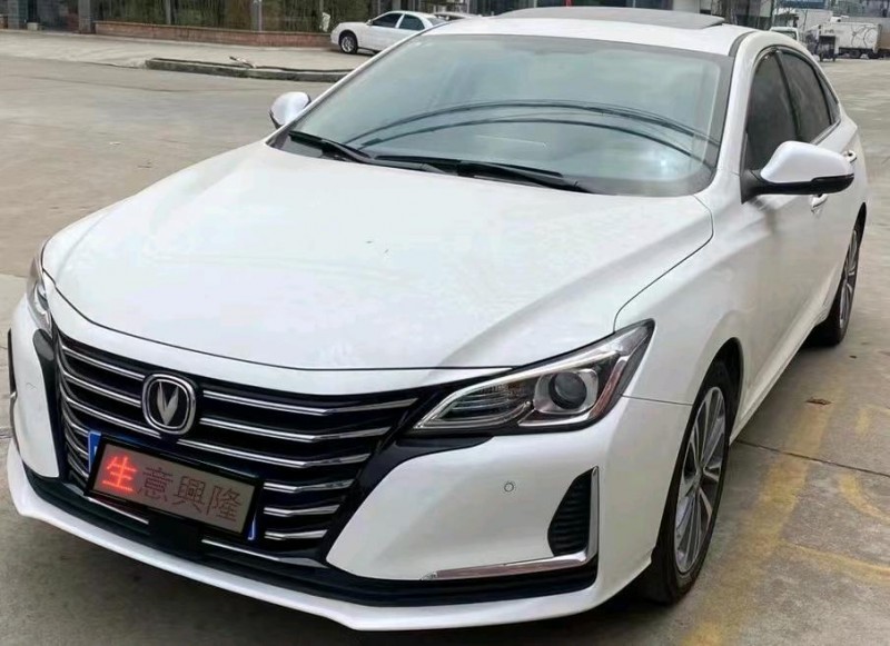 江門20年長安汽車銳程CC3
