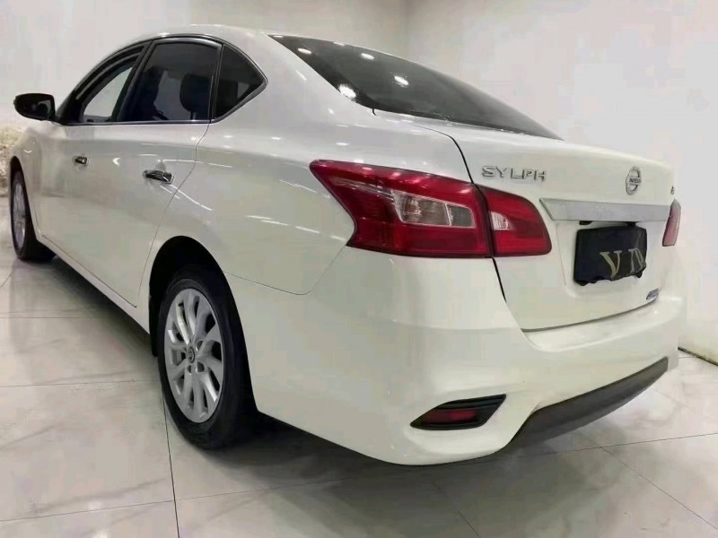 成都17年日產軒逸7