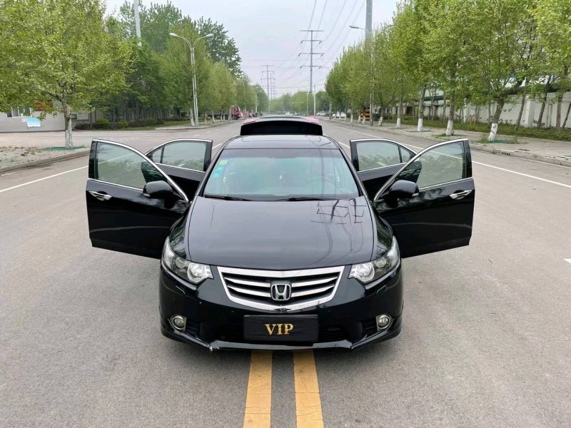 徐州13年本田思铂睿9