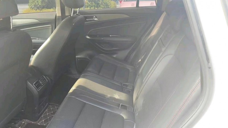 紹興18年長安汽車CS752