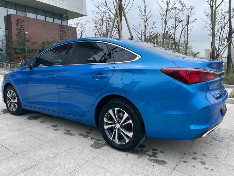 衢州20年長安汽車逸動5