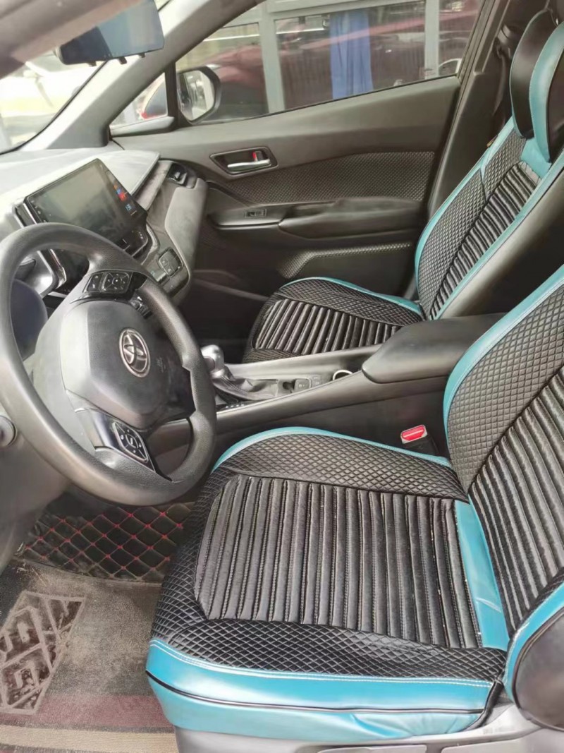 北京19年丰田CHR4