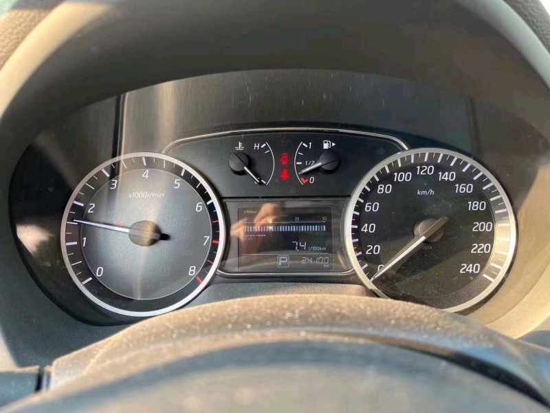 天津16年日產軒逸8