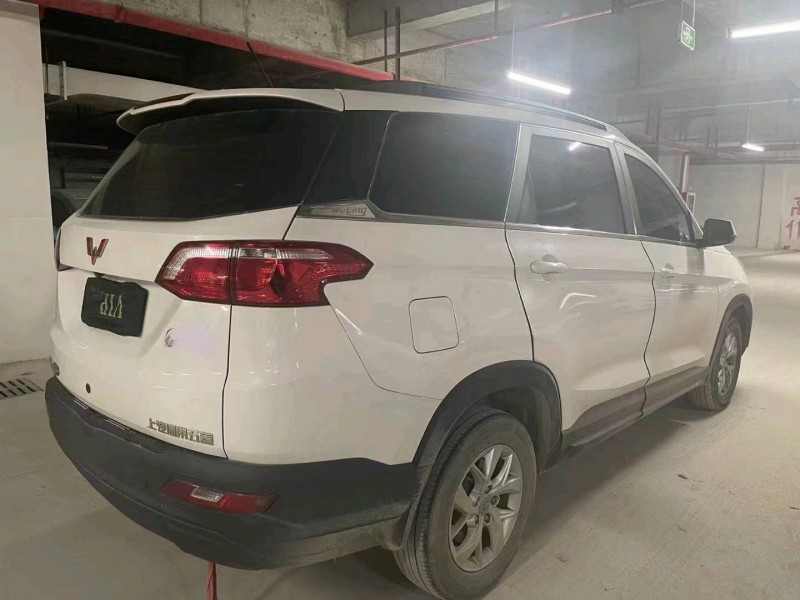 銅仁19年五菱汽車宏光S38