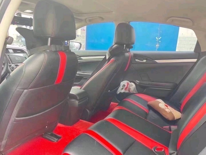 邵阳21年本田思域2