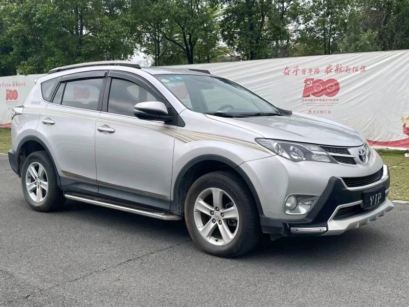佛山14年豐田RAV4榮放9