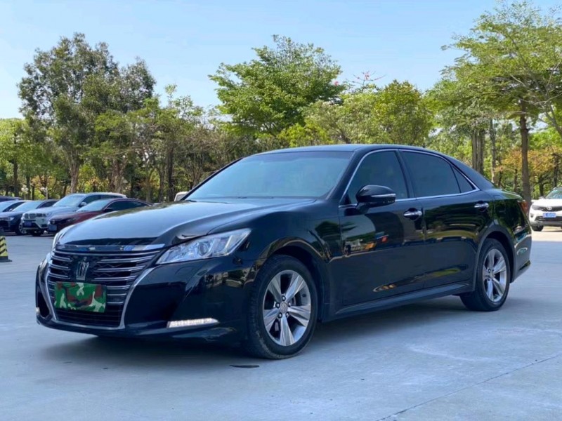 东莞16年丰田皇冠3