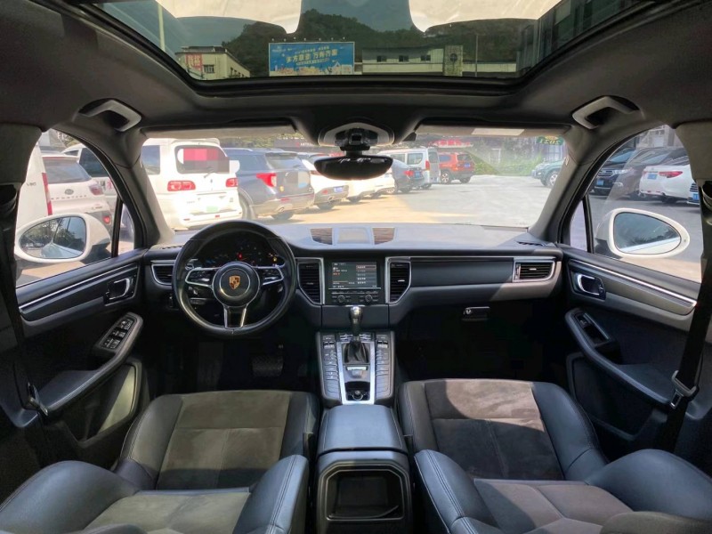 東莞15年保時捷Macan5