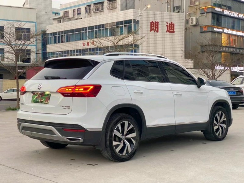 东莞19年大众途岳8