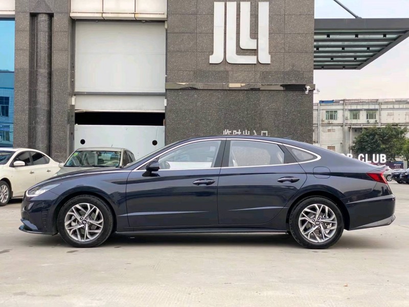 东莞21年现代索纳塔九4