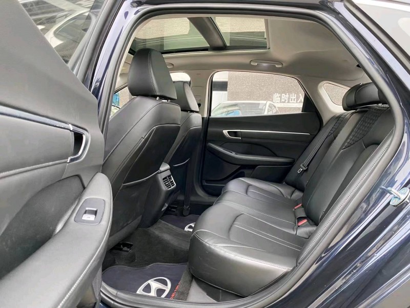 东莞21年现代索纳塔九6