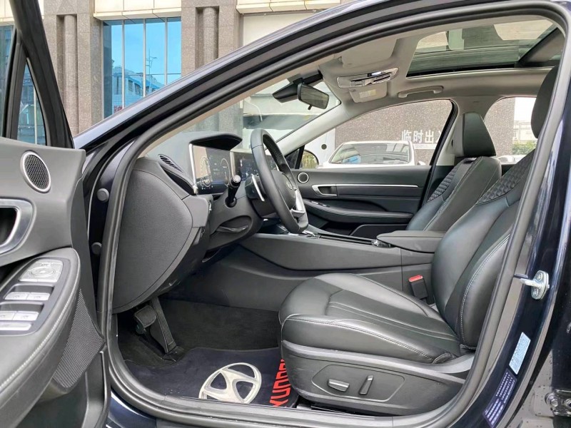 东莞21年现代索纳塔九7