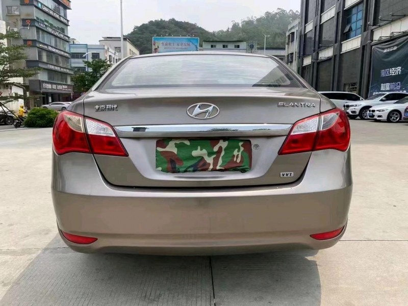 东莞14年现代悦动9