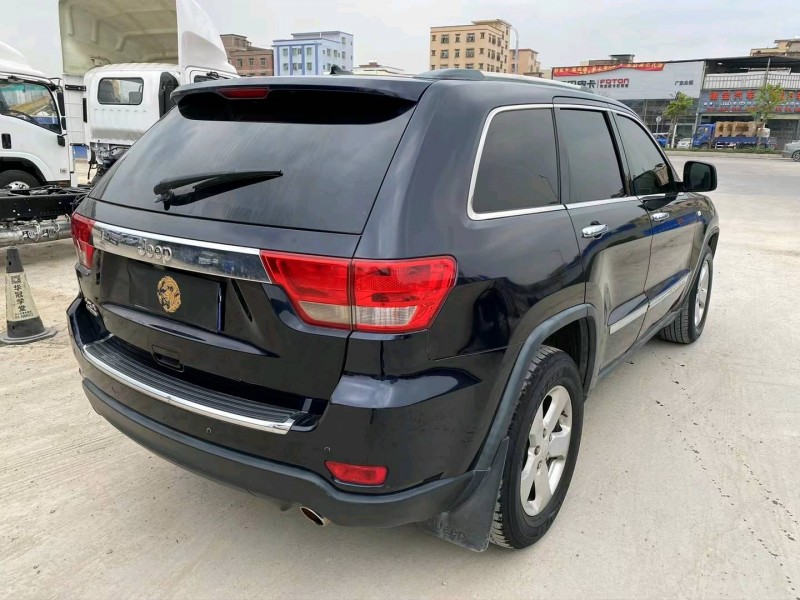 廣州12年Jeep大切諾基9