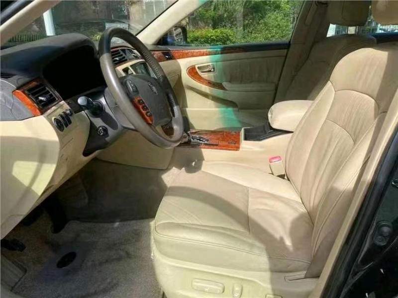 东莞06年丰田皇冠2