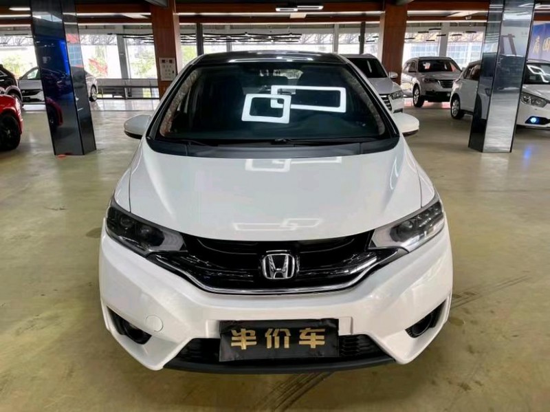 东莞16年本田飞度1
