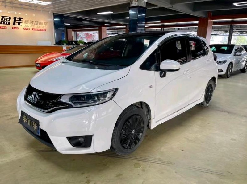 东莞16年本田飞度3