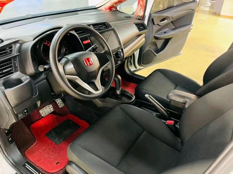 东莞16年本田飞度4