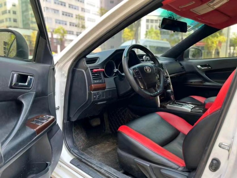 东莞15年丰田锐志6