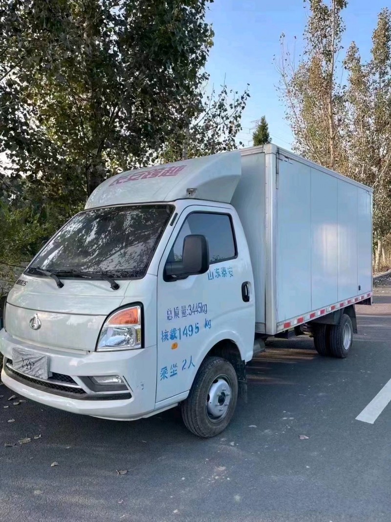 煙臺21年長安汽車跨越2