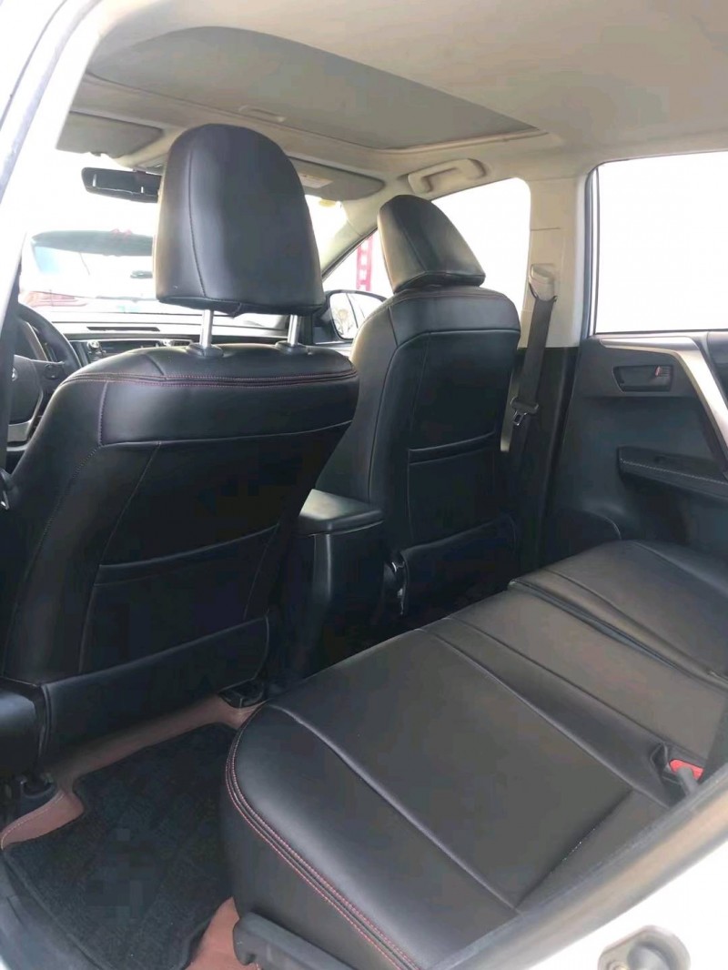 通遼16年豐田RAV4榮放4