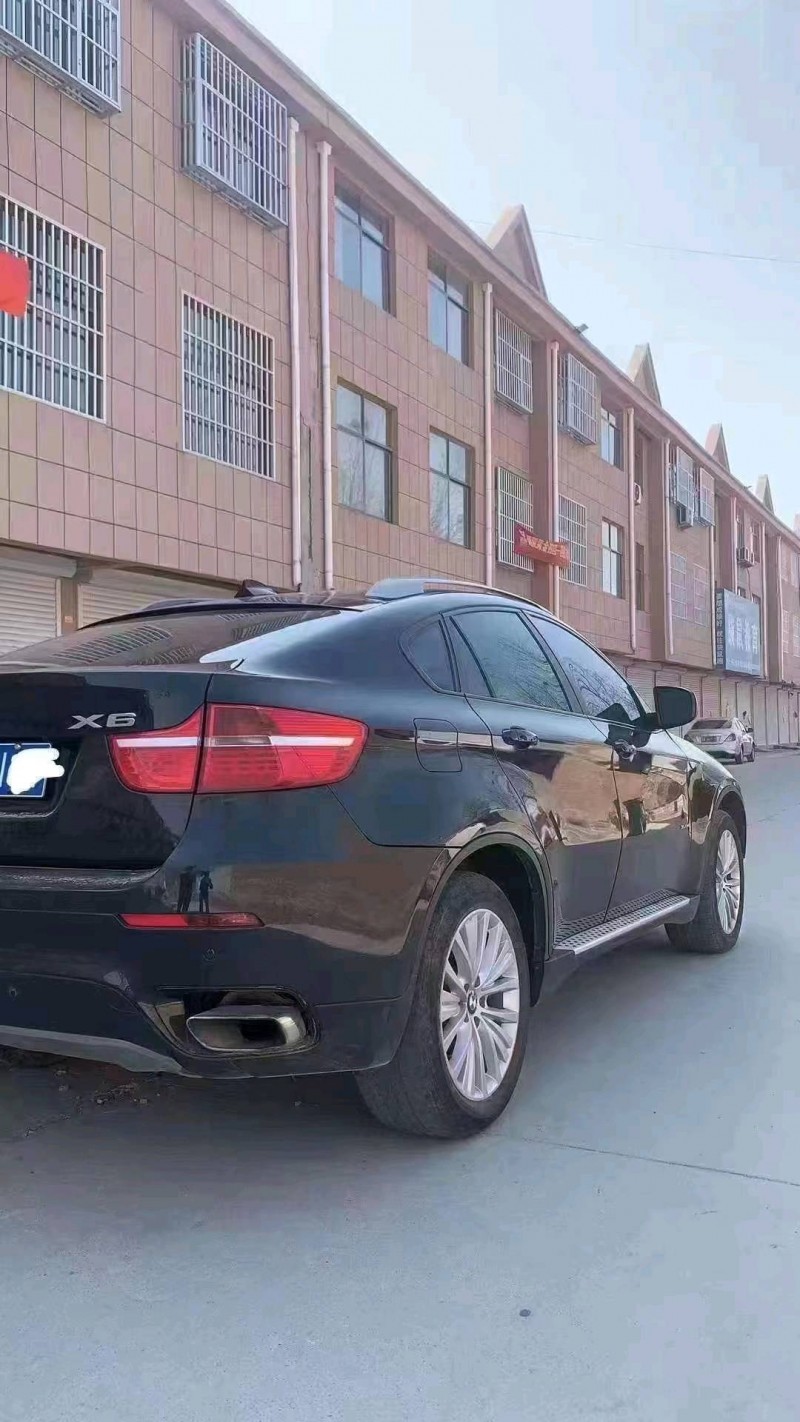 北京12年宝马X61