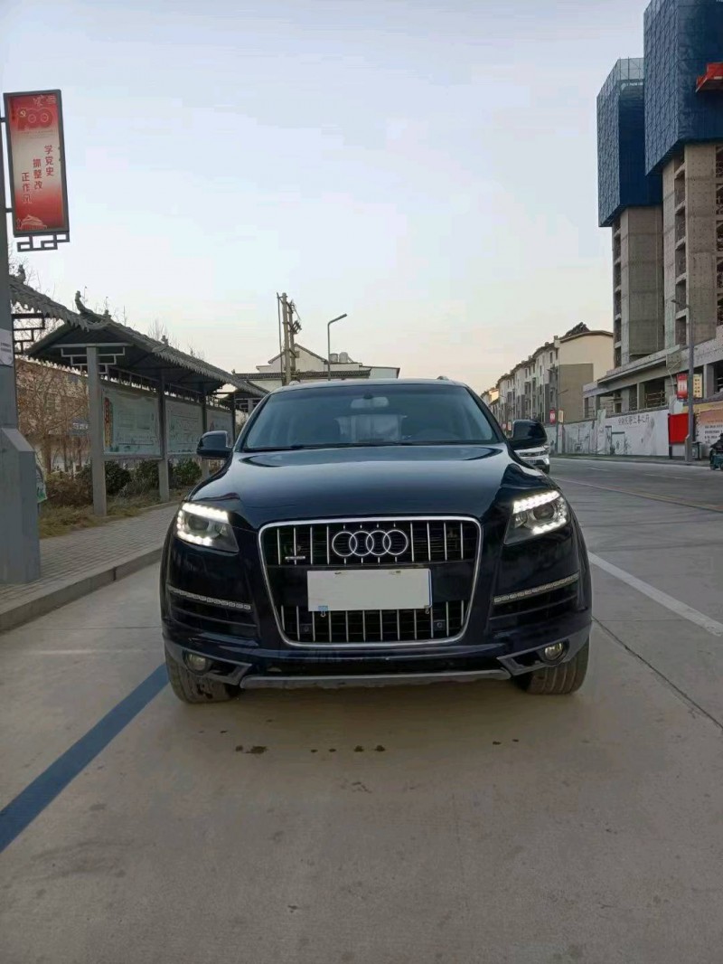 東營13年奧迪Q75