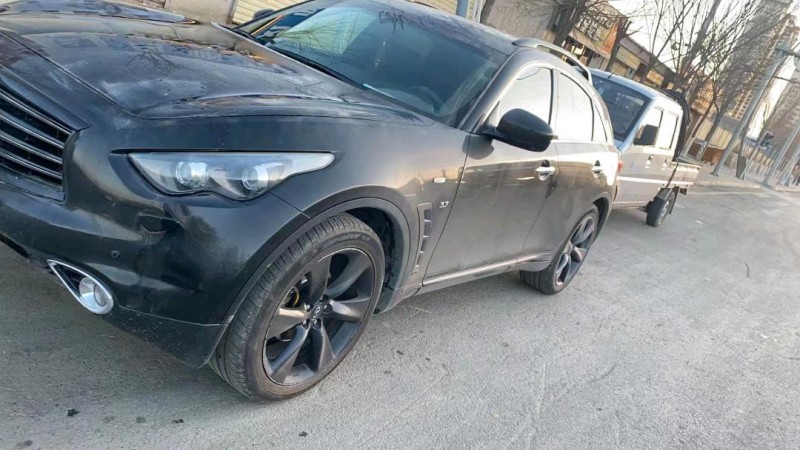 邢臺16年英菲尼迪QX702