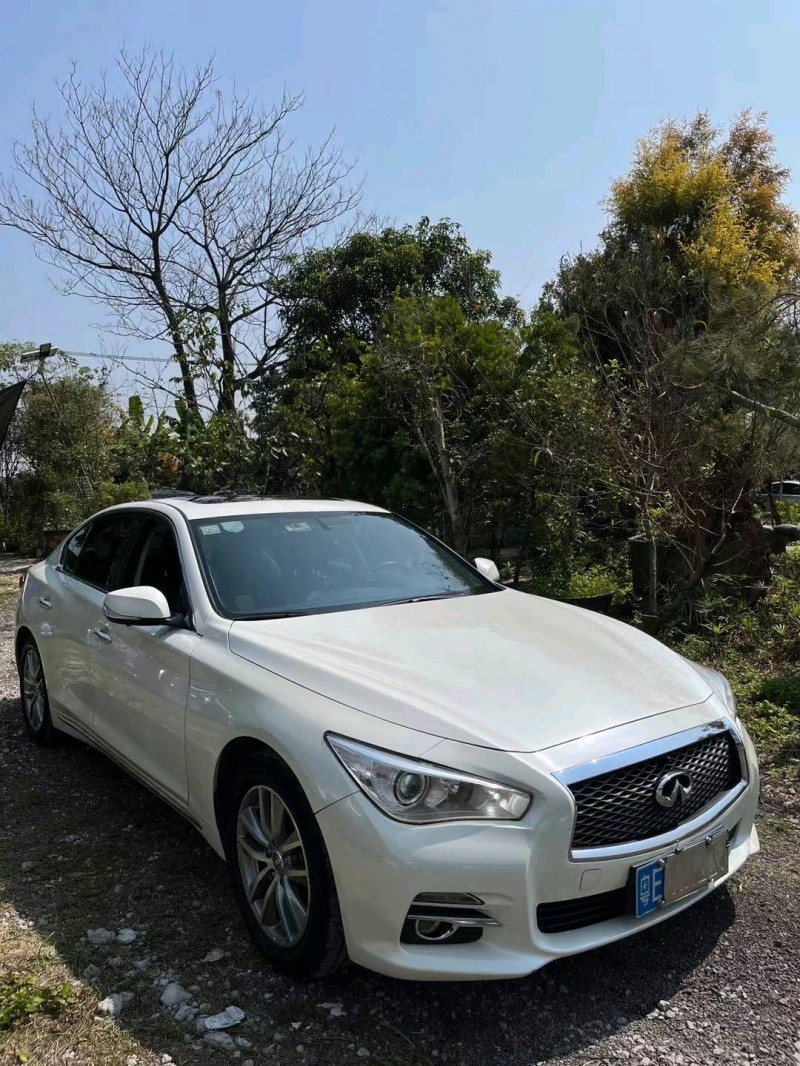 佛山16年英菲尼迪Q50L3