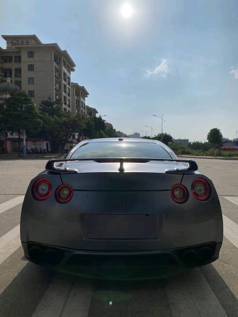 珠海15年日產GT-R9
