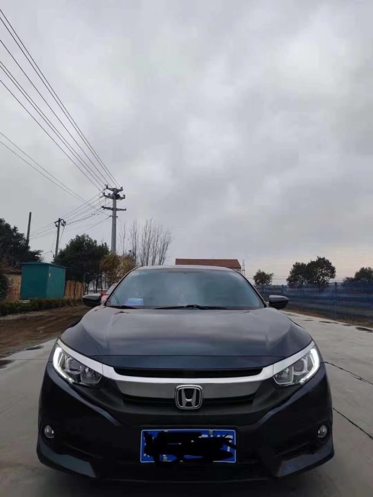 北京19年本田思域8