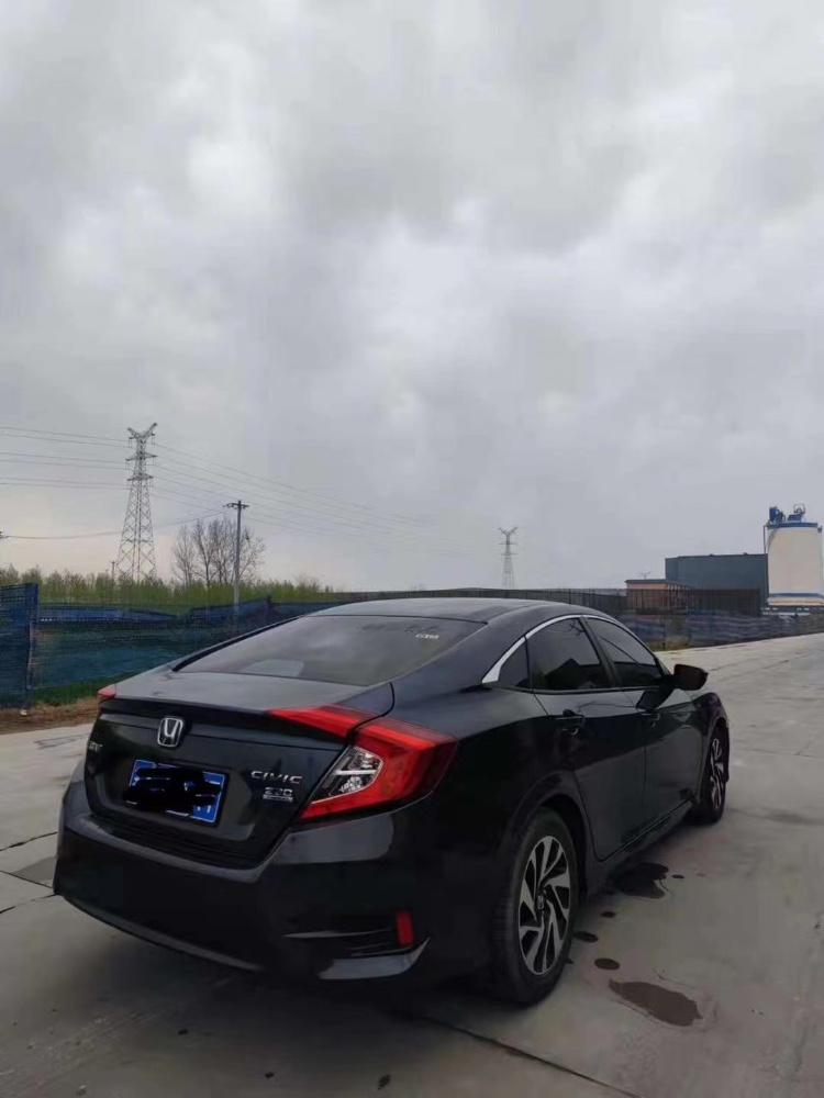 北京19年本田思域4