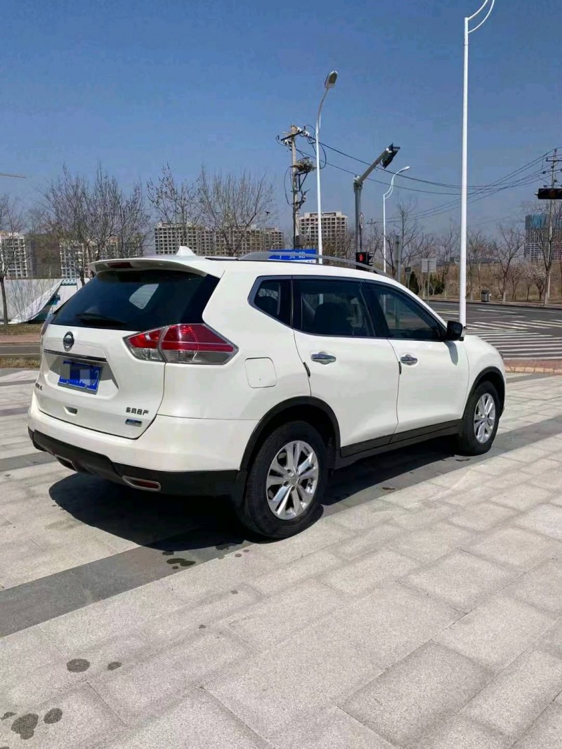 煙臺14年日產奇駿6