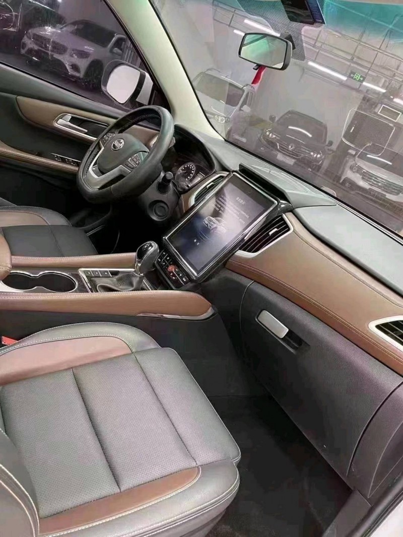 成都19年SWM斯威汽車X77