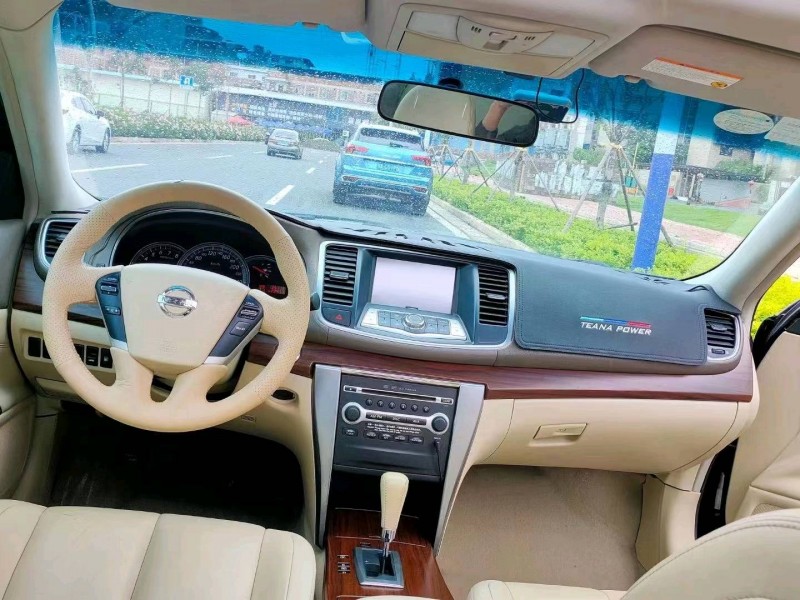 汕頭12年日產天籟4