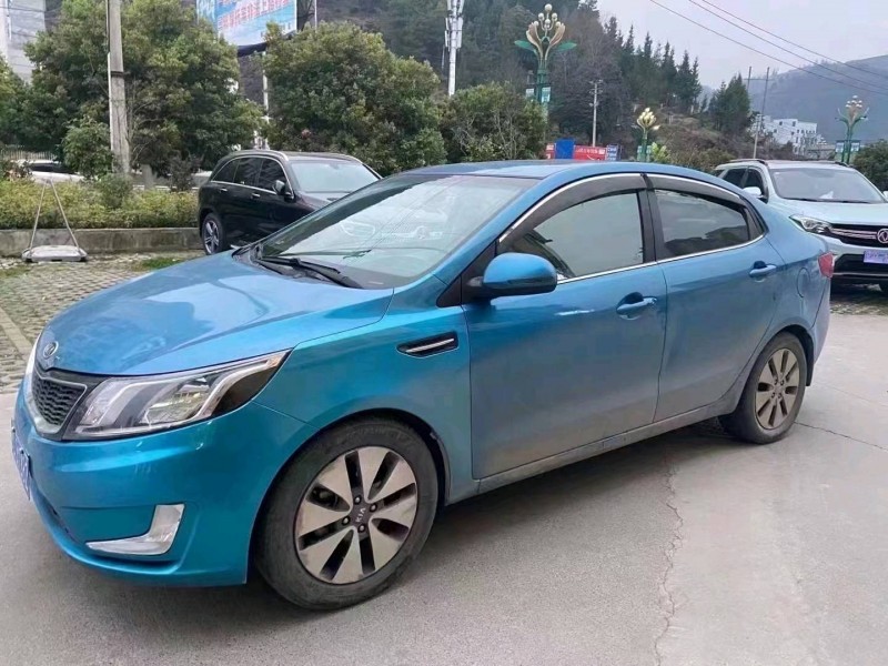 黔西南12年起亞K22