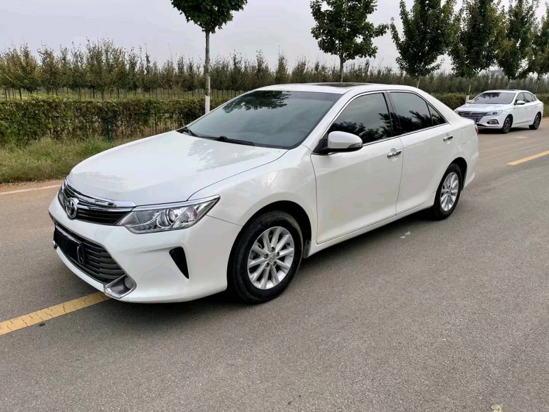 徐州17年丰田凯美瑞3