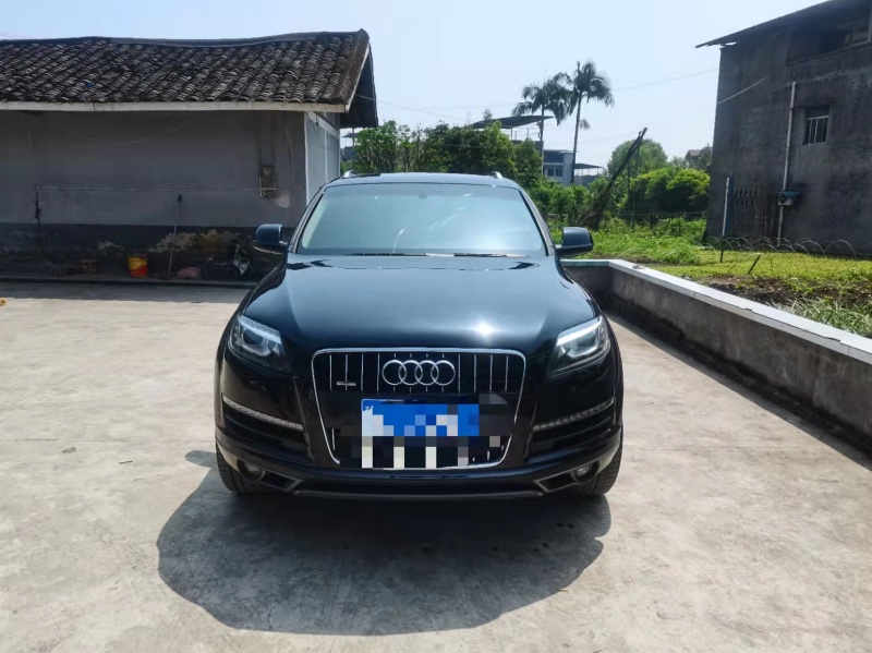 重慶14年奧迪Q71