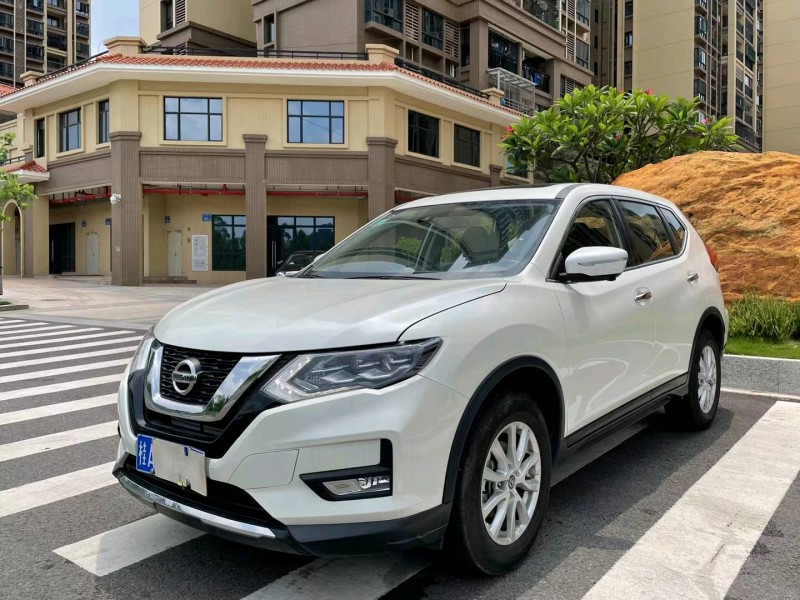 廣州20年日產奇駿7