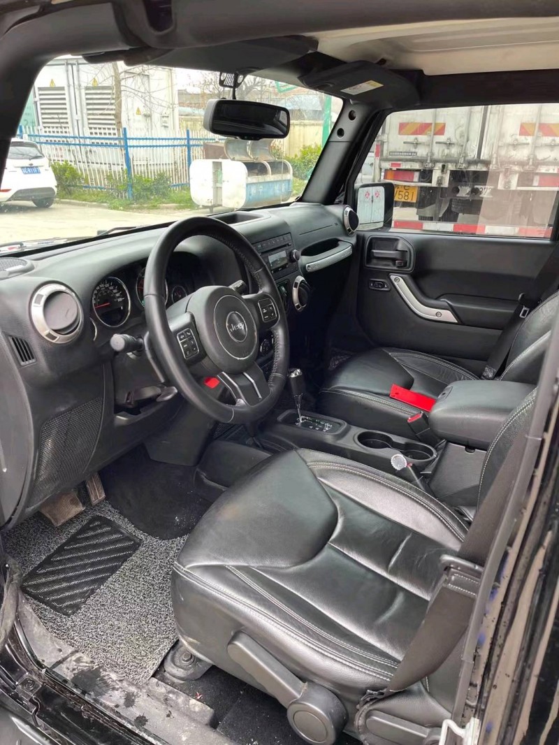 徐州18年Jeep牧馬人3
